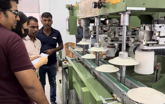स्वचालित मेलामाइन टेबलवेयर पीसने की मशीन