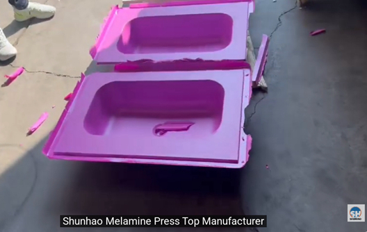 Shunhao Melamine │ Sanitary Ware Melamine Press Machine﻿